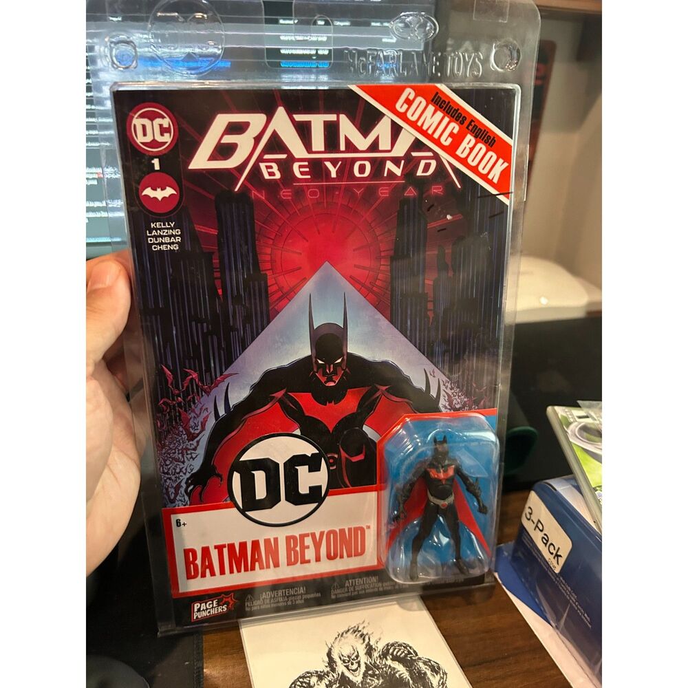 McFarlane Toys - DC Direct Page Punchers Batman Beyond 3in Figure w/ Neo-Year